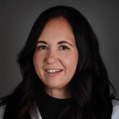 A headshot of Ashley Lawson Robinson, CRNA