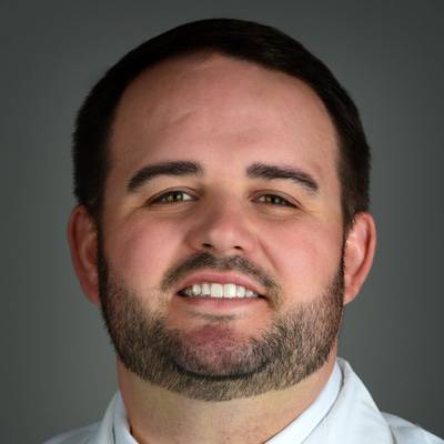 A headshot of Tyler Douglas Apple, CRNA